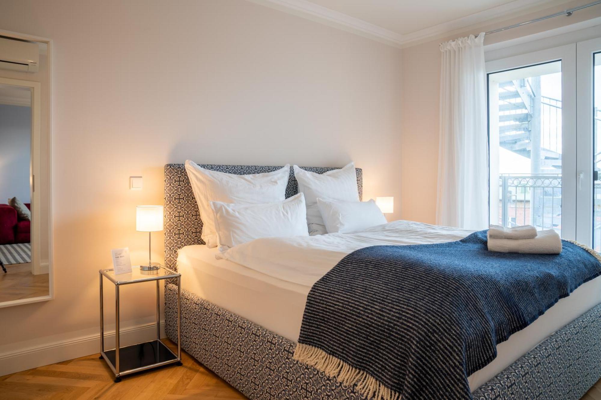 Cls Zentrale City-Wohnung In Hamburg Mit E-Laden Und Tiefgarage, Grosser Balkon, Blick Ueber Hamburg, Parkplatz, Cafe Im Haus, Bushaltestelle Direkt Gegenueber, Flex Check In Экстерьер фото