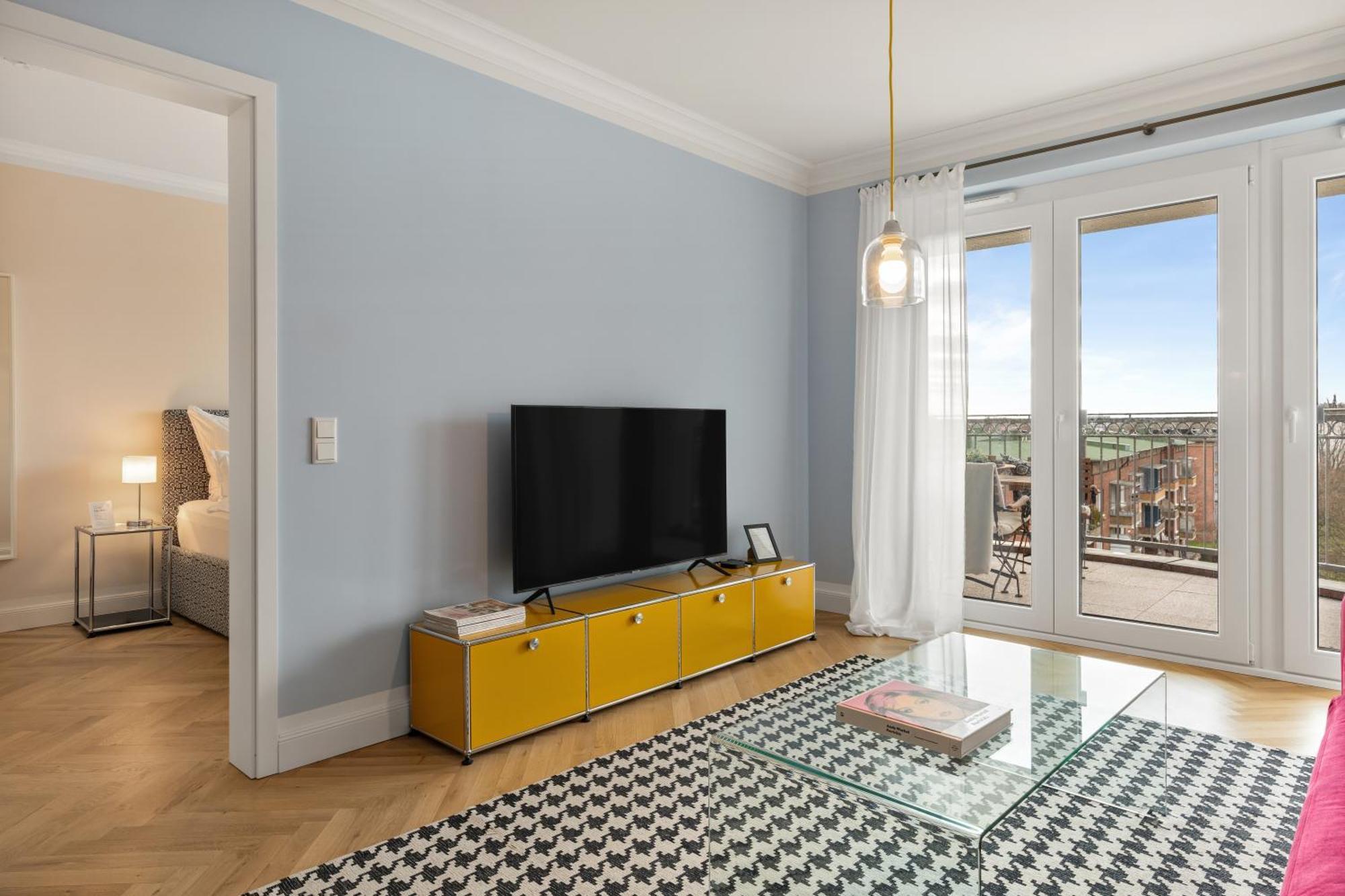 Cls Zentrale City-Wohnung In Hamburg Mit E-Laden Und Tiefgarage, Grosser Balkon, Blick Ueber Hamburg, Parkplatz, Cafe Im Haus, Bushaltestelle Direkt Gegenueber, Flex Check In Экстерьер фото